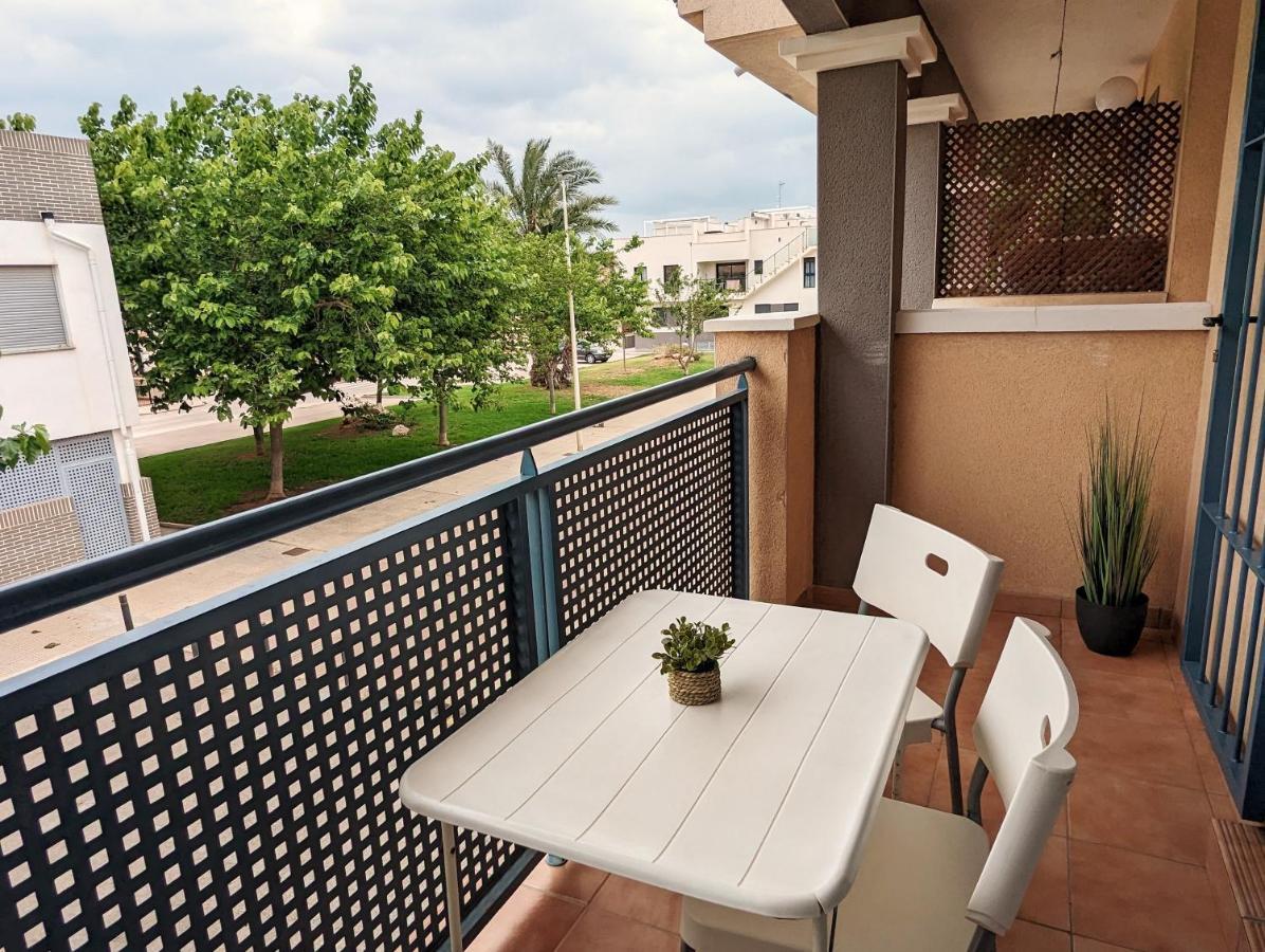 Apartamento Las Palmeras - Con Terraza, Barbacoa, Aire Acondicionado Y A 250M De La Playa! Los Alcázares Exteriér fotografie