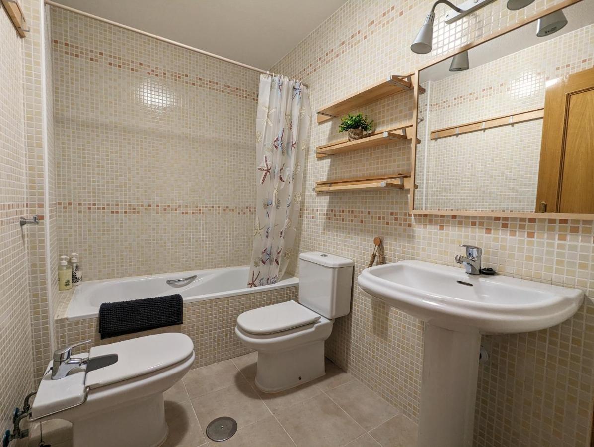 Apartamento Las Palmeras - Con Terraza, Barbacoa, Aire Acondicionado Y A 250M De La Playa! Los Alcázares Exteriér fotografie